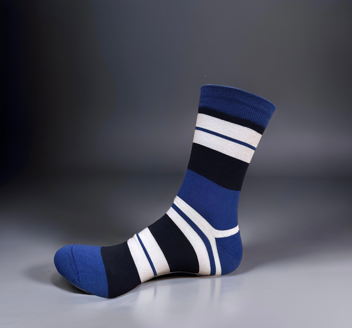 Cobalt Currents Full Socks