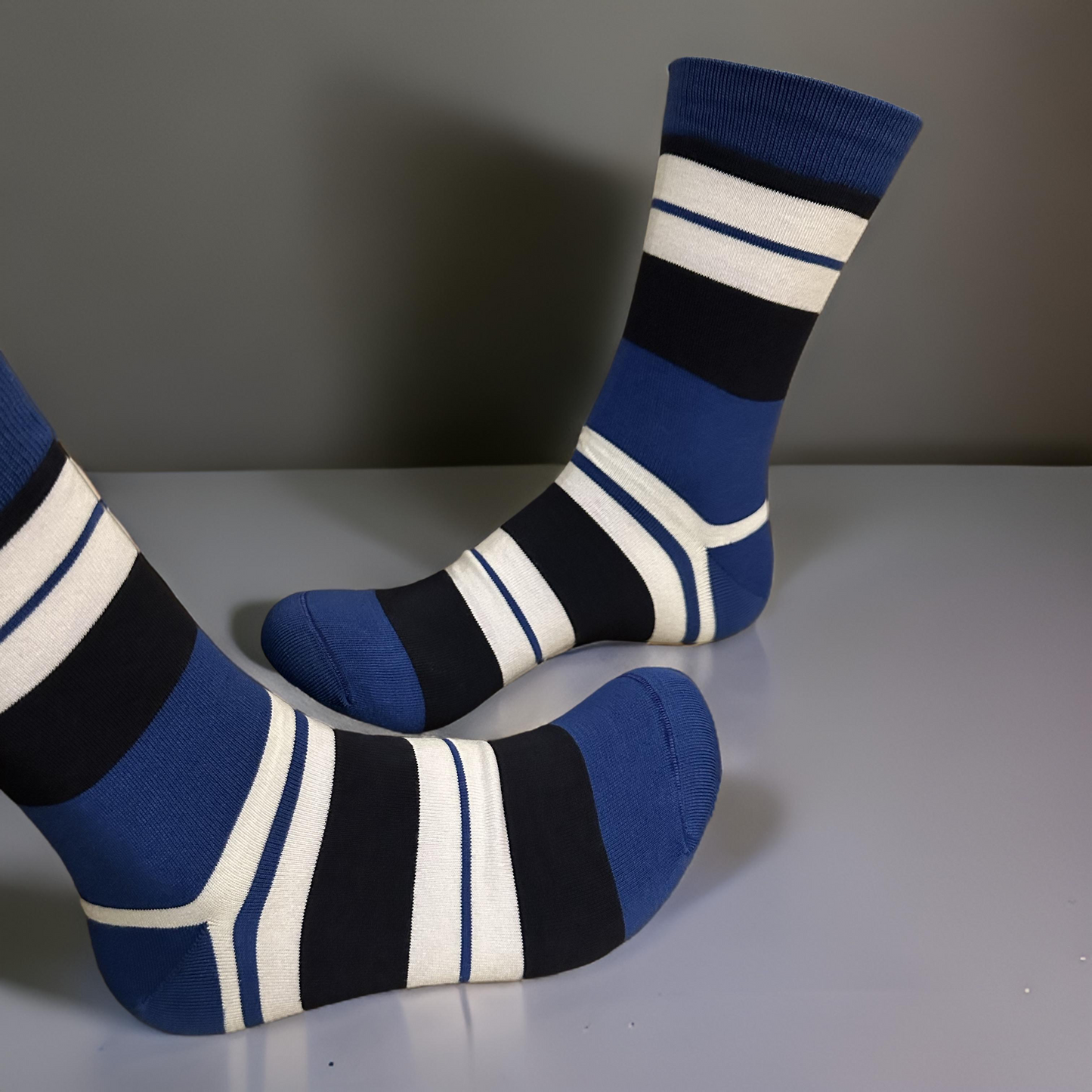 Cobalt Currents Full Socks